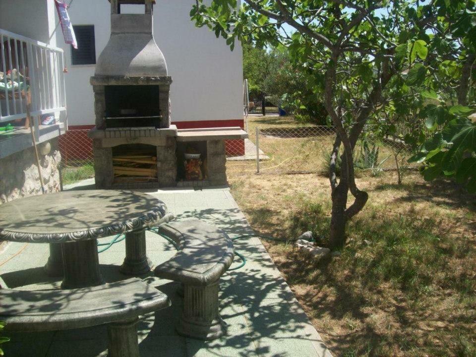 Apartmani Paklenica Stari Grad Kültér fotó